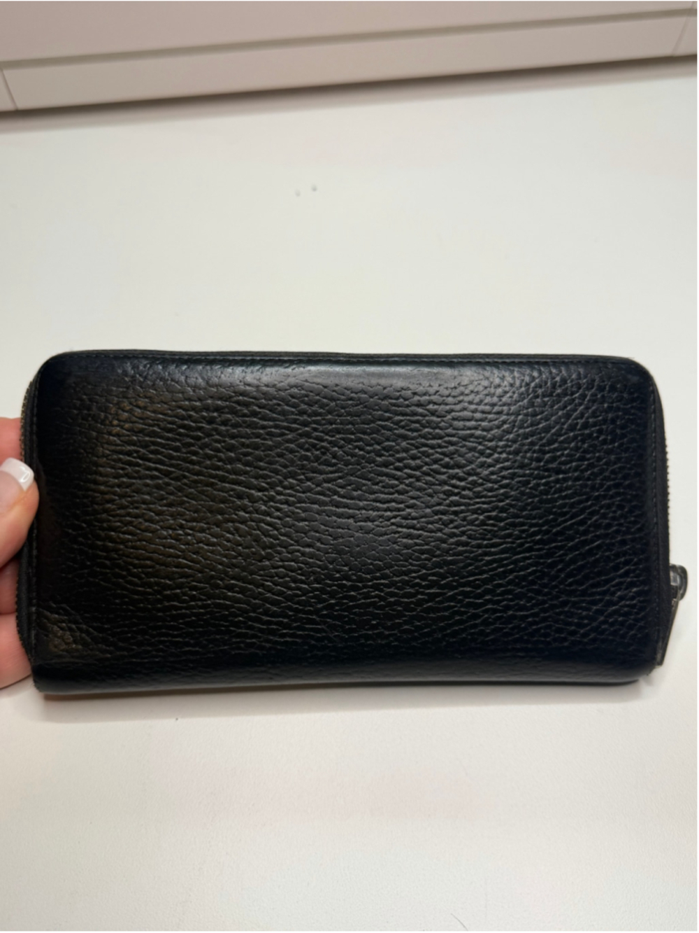 Women's Dolce & Gabbana Black Leather Zip-Around Wallet One Size - Picture 2 of 7